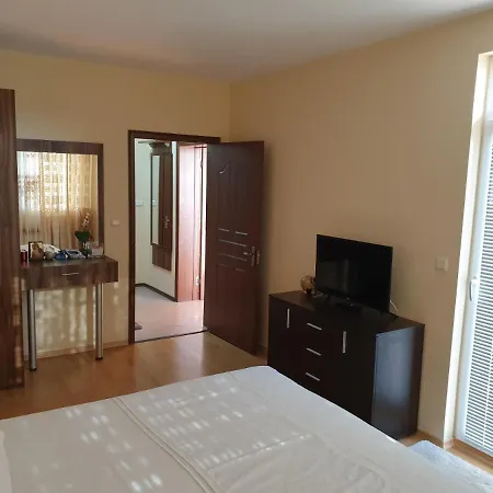 Sunny House Family Διαμέρισμα Νεσέμπαρ
