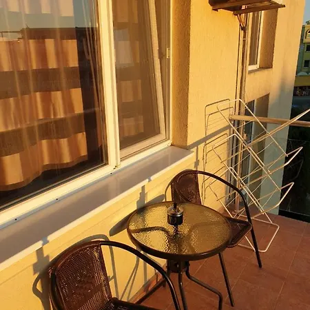 Διαμέρισμα Sunny House Family Νεσέμπαρ
